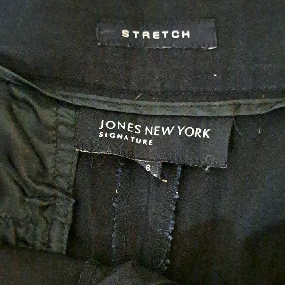 Jones New York Blue Bermuda Shorts size 8